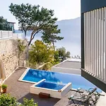 Kalamar Bay 5 Bedroom Seaview With Private Pool Hot Tub Villa