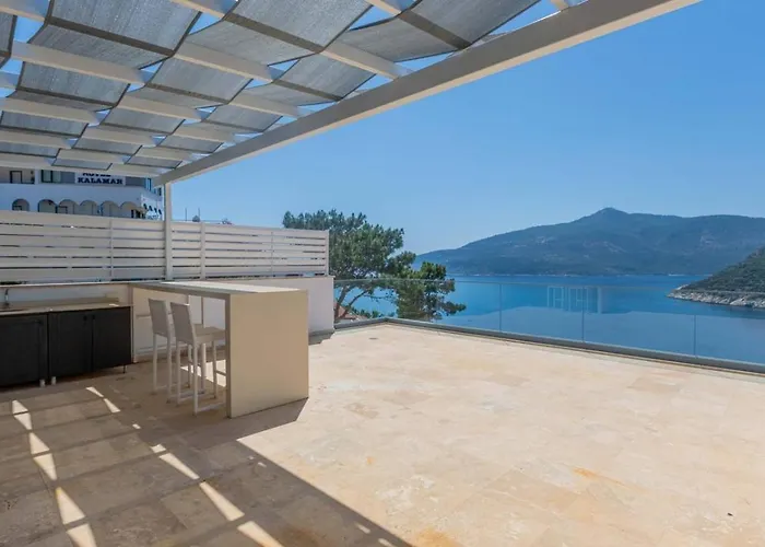 Kalamar Bay 5 Bedroom Seaview With Private Pool Hot Tub