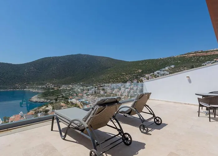 别墅 Kalamar Bay 5 Bedroom Seaview With Private Pool Hot Tub *