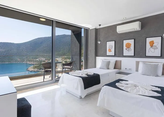 别墅 Kalamar Bay 5 Bedroom Seaview With Private Pool Hot Tub